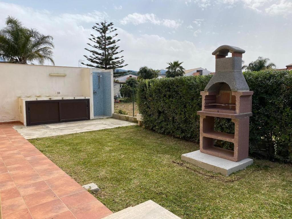 Case Vacanze Paradise Beach Vicino Cefalu Piscina Aperta Кампофеличе-ди-Роччелла Экстерьер фото