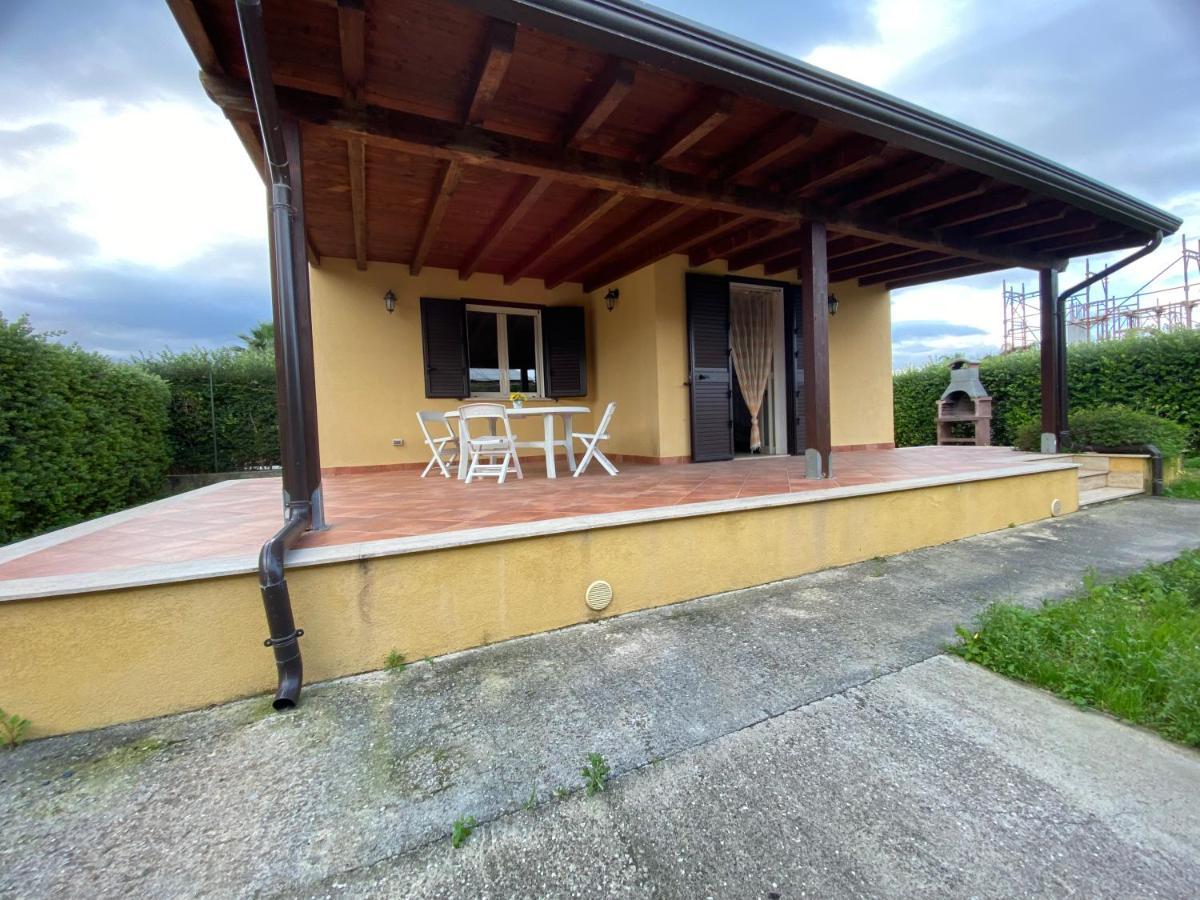 Case Vacanze Paradise Beach Vicino Cefalu Piscina Aperta Кампофеличе-ди-Роччелла Экстерьер фото