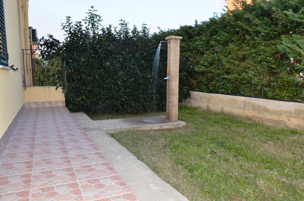 Case Vacanze Paradise Beach Vicino Cefalu Piscina Aperta Кампофеличе-ди-Роччелла Экстерьер фото